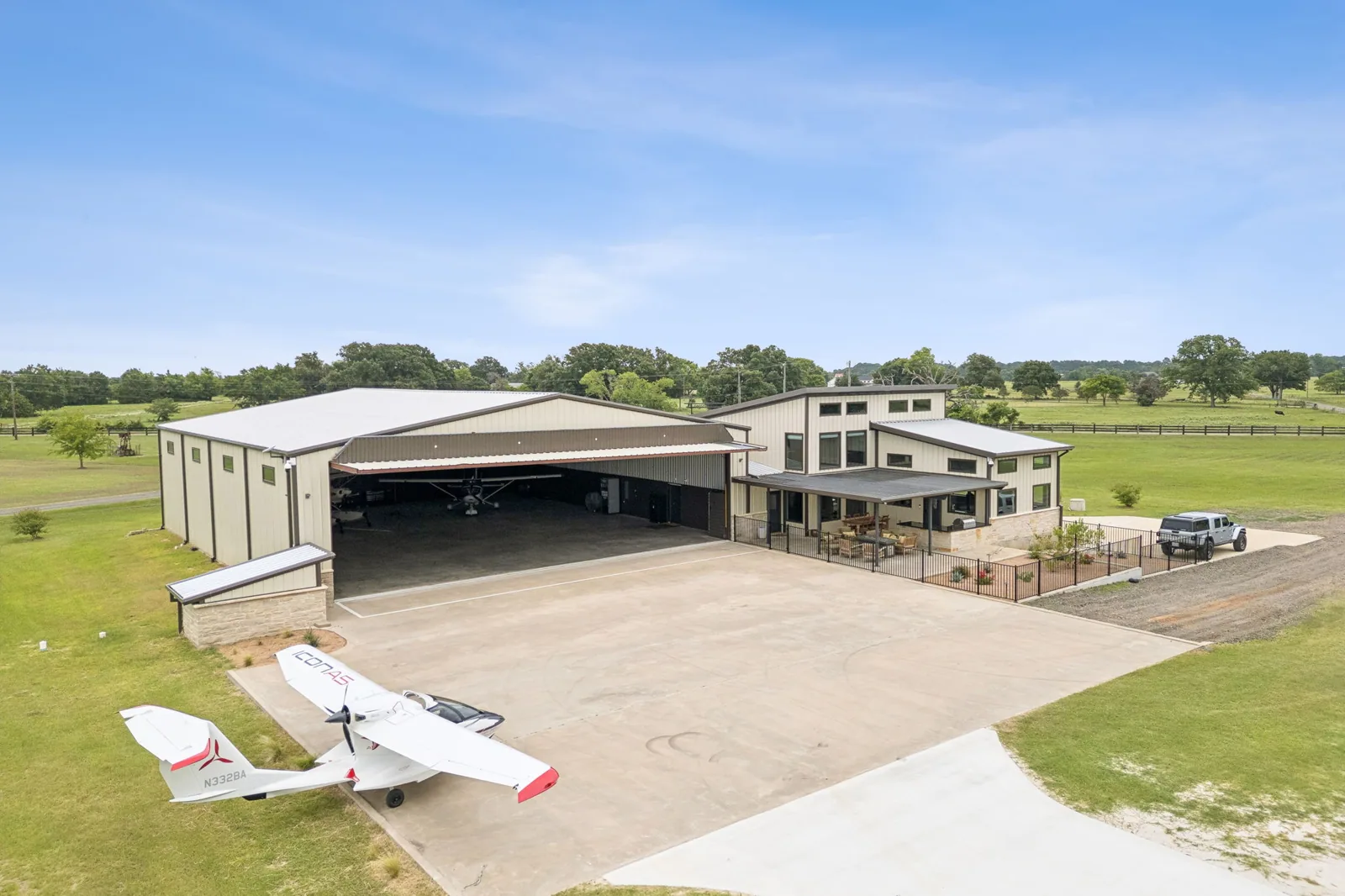 Aircraft Hangar Roofing in Simi Valley, CA Aircraft Hangar Roofing in Simi Valley, CA